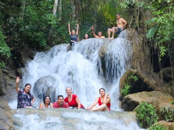 cascadas de copalitilla en huatulco rio adventure mexico