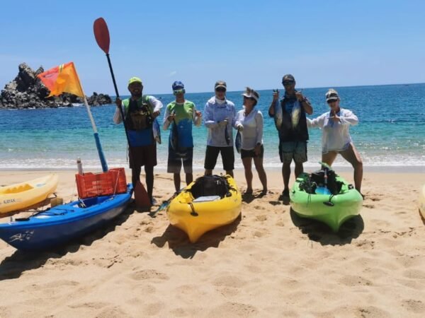 kayak en las bahías de huatulco rio adventure mexico