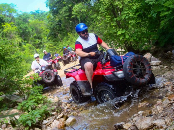 tour en cuatrimoto a la selva en huatulco rio adventure mexico