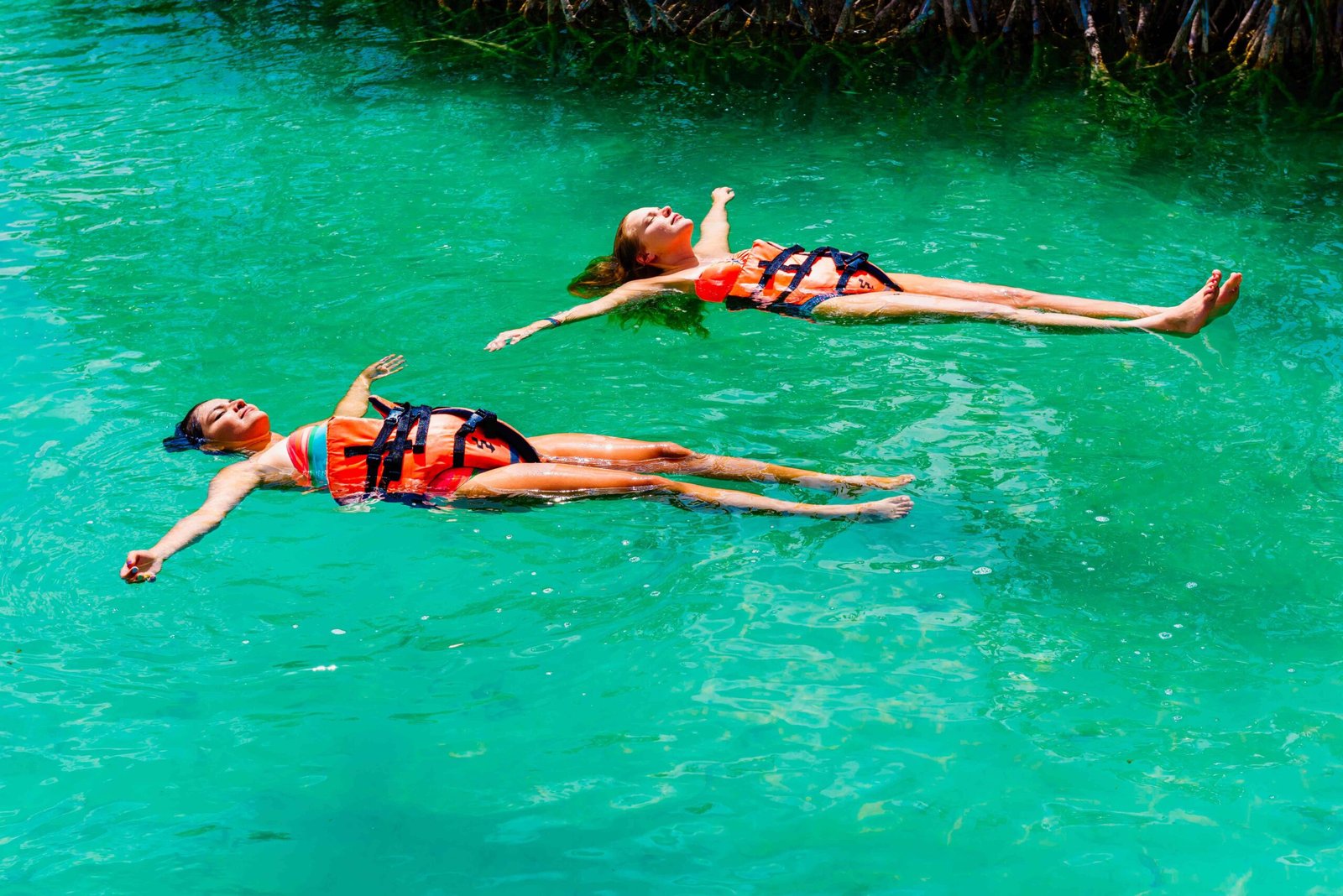 aventura en las lagunas en tulum rio adventure mexico