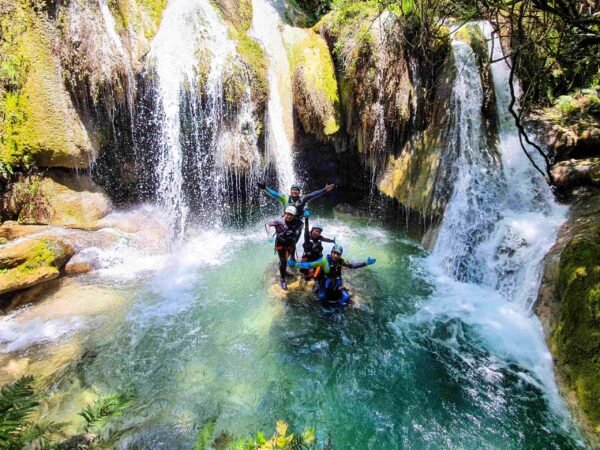 cañon mil cascadas en.malinalco rio adventure mexico