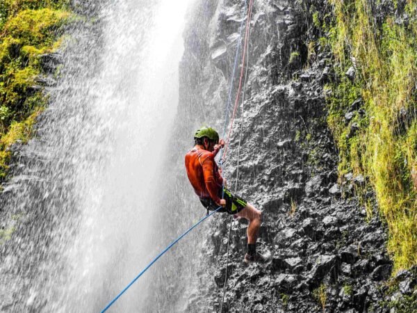 rappel en malinalco rio adventure mexico