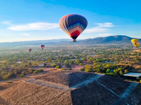 tour en globo aerostatico en teotihuacan rio adventure mexico