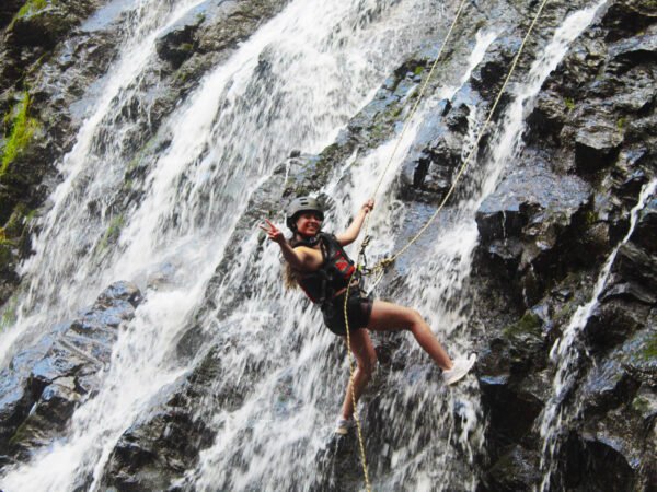 rappel en ocuitaln malinalco rio adventure mexico