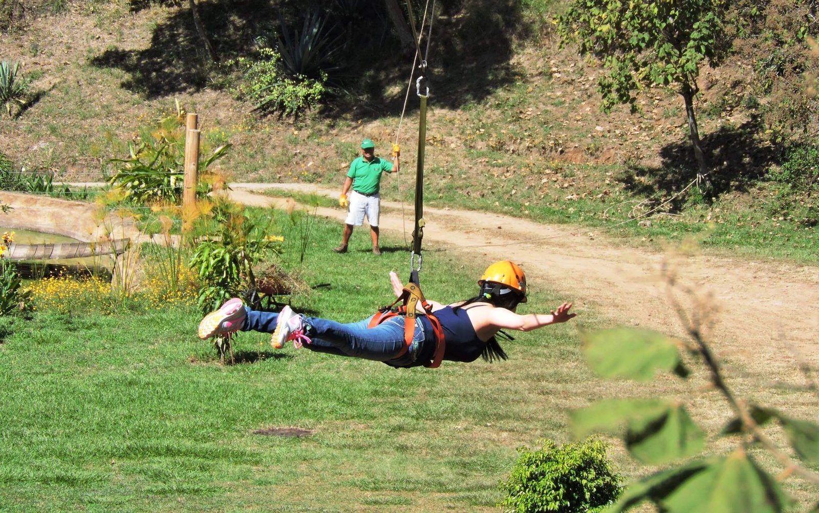 experiencoa en tirolesa en malinalco rio adventure mexico