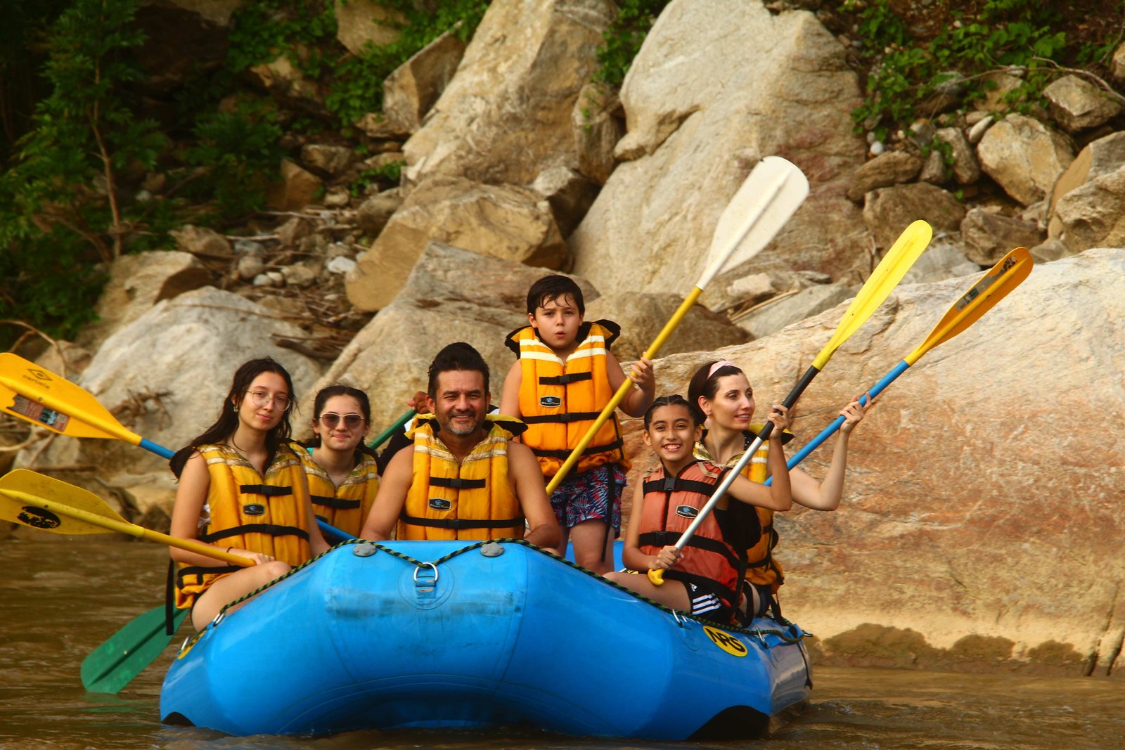Experiencia de Rafting en Huatulco Rio Adventure Mexico